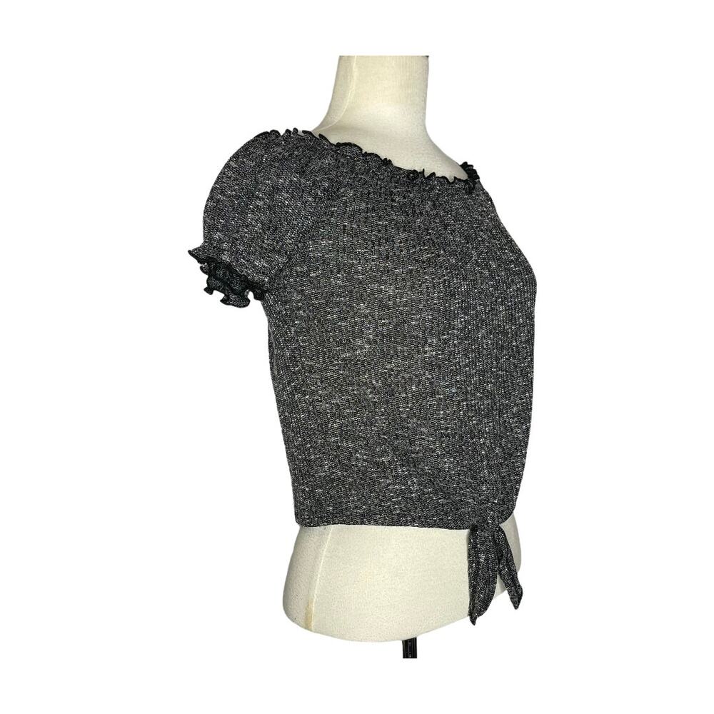 A19), Grave Fame Scoop Neckline Cap Sleeve Tie-knot size Small - Picture 2 of 9